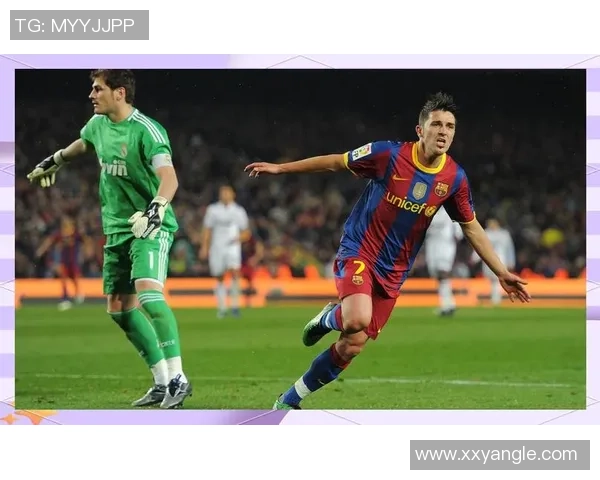 9号足球明星背影展现的荣耀与梦想之路 9号足球明星背影展现的荣耀与梦想之路