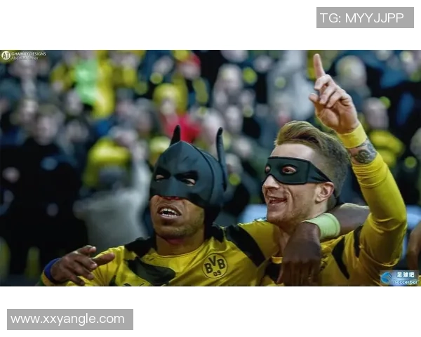 蝙蝠侠与足球明星的奇妙联动揭示了运动与英雄的完美结合